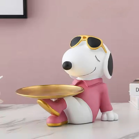 Snoopy's chic Tray Buddy