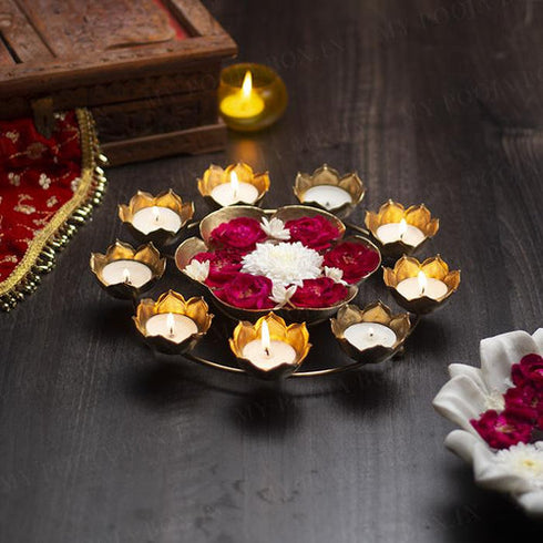 Decorative Flower shaped urli
